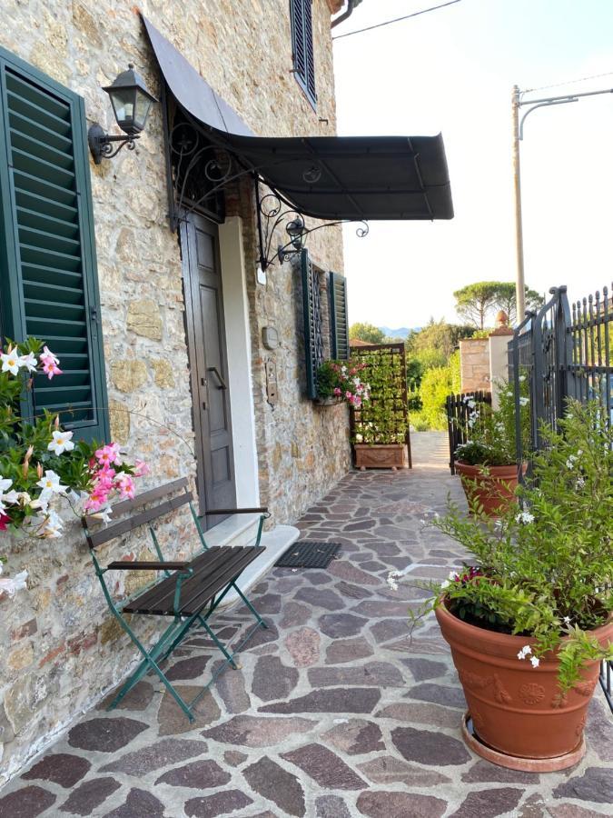 ルッカ Casa Pietra Del Soleヴィラ エクステリア 写真
