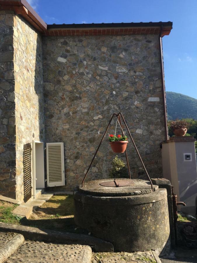 ルッカ Casa Pietra Del Soleヴィラ エクステリア 写真